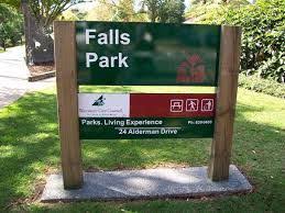 Falls Park Alderman Drive Henderson West Auckland Nz Autumn Park Auckland Park Park