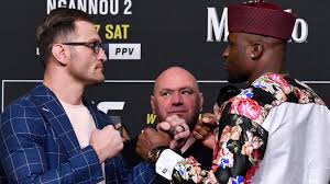 Miocic tried to fire back and got dropped. 1t6g3sjetsrm7m