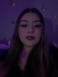 Cyn Guzman's Instagram, Twitter & Facebook