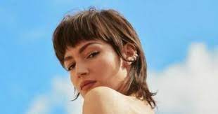 More images for طوكيو » Ù‡Ù„ ØªØ­Ø§ÙˆÙ„ Ø·ÙˆÙƒÙŠÙˆ Ø¨Ø·Ù„Ø© La Casa De Papel Ø¥Ø«Ø§Ø±Ø© Ø§Ù„Ø¬Ø¯Ù„ Ø¨Ù†Ø´Ø± ØµÙˆØ±Ù‡Ø§ Ø¹Ø§Ø±ÙŠØ© Ø§Ù„ÙŠÙˆÙ… Ø§Ù„Ø³Ø§Ø¨Ø¹