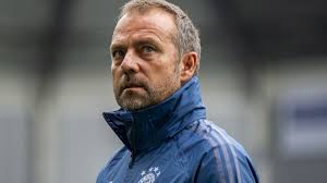18,084 likes · 173 talking about this. Hansi Flick Privat Wie Tickt Der Noch Trainer Des Fc Bayern Munchen Abseits Des Platzes News De