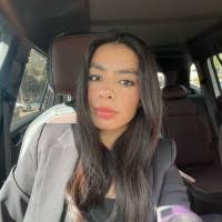 100+ perfiles de «Beth Jaramillo»