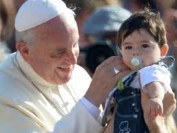 Qui ci spiega l'importanza della collaborazione tra scuola e genitori nella educazione dei figli! La Preghiera Di Papa Francesco Per Bambini E Famiglie San Francesco Rivista Della Basilica Di San Francesco Di Assisi