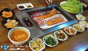 I served it in my staub cast iron pot to keep it warm. San Nae Deul Korean Bbq Buffet Nexus Bangsar South Kuala Lumpur Selina Wing Deaf Geek Blogger