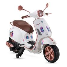 Vespas Style Scooters Di 2020 Vespa Scooters Vespa Illustration