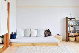 米袋も再利用 58平米のアパートでもミニマルに暮らせる esseonline エッセ オンライン インテリア 収納 模様替え 自宅で