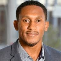 Shawn Earle's Instagram, Twitter & Facebook