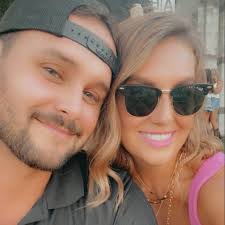 Christmas lights installation service needed