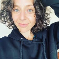 Ashley Bloom's Instagram, Twitter & Facebook