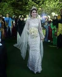 Check out top brands on ebay. 20 Baju Bersanding Ideas Malay Wedding Dress Wedding Dresses Nikah Dress