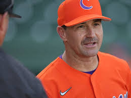 Taryn Ratcliff's Instagram, Twitter & Facebook