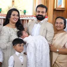 For your search query kunjako boban songs mp3 we have found 1000000 songs matching your query but showing only top 20 results. Kavya Madhavan And Dileep Attend Kunchacko Boban S Son S Baptism Ceremony Malayalam Movie News Times Of India