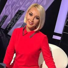 Лера кудрявцева — одна из самых сексуальных телеведущих российского телевидения. Lera Kudryavceva Biografiya Skolko Ej Let Lichnaya Zhizn Valerii V 2020 Godu Vozrast Detej Lery Sejchas God Rozhdeniya Televedushej Ee Nacionalnost S Kem Ona Zhivet Zhurnal Cosmopolitan