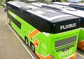 Join the ride and apply for positions at flixbus, flixtrain and charter. Flixbus Erster Bus Mit Solarmatten Fahrt Von Dortmund Nach London
