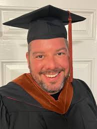 Online Grad Appreciates His Journey Spanning Three Decades