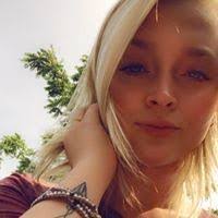 Kristen Allman's Instagram, Twitter & Facebook