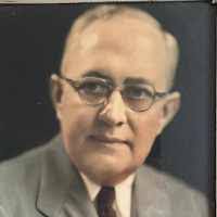 Eugene Bloom's Instagram, Twitter & Facebook