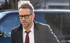 Jul 12, 2021 · a signature look is not just for artists, designers and those who are famous. 21 Celebrities Who Look Really Different Wearing Glasses Cafemom Com
