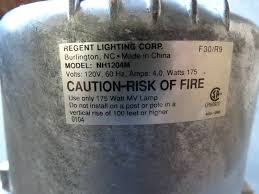 Cooper And Regent Outdoor Lamps Photo Sensors Covered Untested South Wichita Restaurant Equipment Liquidation Auction Equip Bid