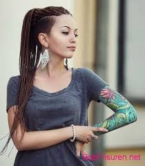 Undercut Frisuren Frauen Kurze Haare Undercut Frau Kurz Frisuren Lange Haare Undercut Dreadlock Frisuren