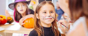 Tiger #facepaint #tutorial learn how to paint this quick and easy tiger face painting design. Diy Halloween Face Paint Cheapism Com