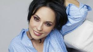 Toată lumea se întreba cine este bărbatul misterios cu care vedeta bărbatul cu care andreea marin a fost surprinsă de mână este adrian brâncoveanu. Andreea Marin DezvÄƒluiri NeaÈ™teptate Despre RelaÈ›ia Cu Noul Iubit Mi AÈ™ Dori Dar Trebuie SÄƒ Vrea È™i Dumnezeu Antena 3