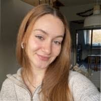 Lea Hess's Instagram, Twitter & Facebook