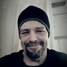 Stream Frederic Reeves music