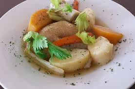Recette Poule Au Pot Facon Grand Mere Recette Recette Poule Poule Au Pot Cuisine Francaise Recette