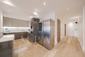 The kitchens include cooking facilities, a microwave and. Appartement A Vendre Cannes Croisette Vue Mer