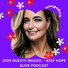 Essie Logan's Instagram, Twitter & Facebook