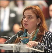 Juliana de Albuquerque (@ajuliana@mas.to)