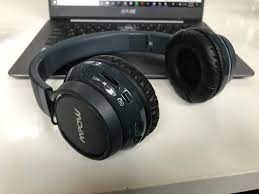 Bought These Last Minute Before A Trip For 30 On Amazon For The Price I Honestly Don T Think I Ve Heard A Better Pair Of Budget Wireless Headphones Highly Highly Recommend If You