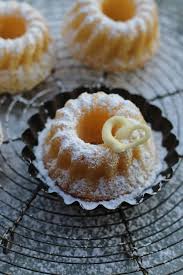 Orangen Mini Gugls Mit Weisser Schokolade Elmasuite Kuchen Und Torten Backrezepte Backwaren
