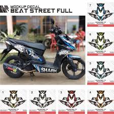 Biasanya motor honda beat yang sudah dimodifikasi ring 17 dikeluarkan ketika sedang kumpul bersama grup motor honda beat yang lainnya. Jual Decal Stiker Striping Beat Esp Street Shark Simple Glossy Kota Mojokerto Bikerhits Store Tokopedia