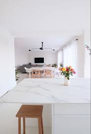 cuisine effet marbre interieur maison design deco maison interieur maison