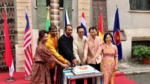 The embassy section assists both philippines nationals looking to apply for a visa to enter the malaysia as well as foreigners seeking information on entering the philippines. Philippine Embassy In Rome Leads Asean Day Celebration