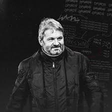 Oliver glasner betont, seinen vertrag bei wolfsburg erfüllen zu wollen. The Rise Of Lask Linz The Club That Never Gave Up Breaking The Lines