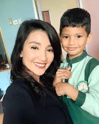 Syah bersaudara ini merupakan saudara kandung dari attila syach, ayah kandung shaloom. Ide Nama Anak Dari Keluarga Besar Syach Kental Nuansa Islaminya