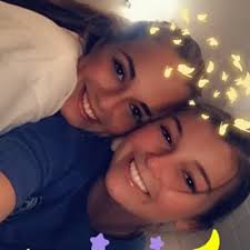 Delaney Crandall (@delaneycran)