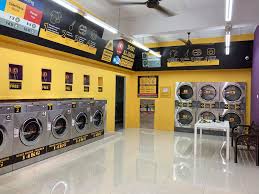Mujurlah dah berlambak kedai dobi macam ni dekat dengan rumah. Dobi Layan Diri Gambar Facebook