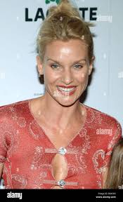 Elizabeth sheridan hi-res stock photography and images