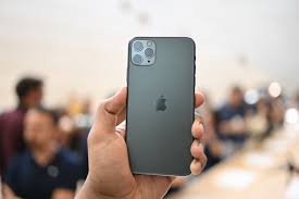 Compare iphone 12 pro vs iphone 11 pro max. Apple Iphone 11 Pro Max Vs Iphone Xs Max Spec Comparison Digital Trends