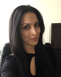 Fatima Awada's Instagram, Twitter & Facebook