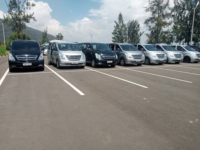 Kigali airport shuttle booking - kigali Airport Taxi transfers with 4x4 kigali car rentals 