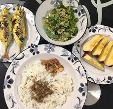 Untuk menggunakan cacing darah sebagai makanan ikan cupang, sobat harus mematikan dulu cacing darah ini. Makanan Berpantang 25 Makanan Berpantang Lazat Yang Boleh Dicuba Theasianparent Malaysia