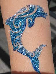 Schablonen sind im set enthalten. Glitzer Tattoos Tashart Tascha Pfeifer Mannheim