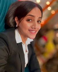 She's in jhanak 🤗💞 only true fans will know her 😘