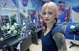 Another salon for muslim women opened last february in massachusetts, becoming the state's first salon and spa established specifically for muslim women. How I Nearly Lost My Business After Refusing To Hire A Muslim Hair Stylist Who Wouldn T Show Her Hair Daily Mail Online