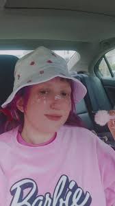 It's very easy to feel discouraged by the world we live in as creators,  especially when we see things like virality and popularity being treated  like almost a requirement to authors to fulfill their ...